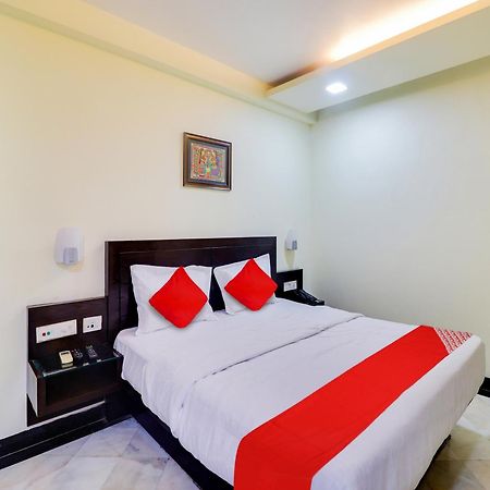 Oyo Flagship Hotel Rudra Palace Agra  Exteriör bild