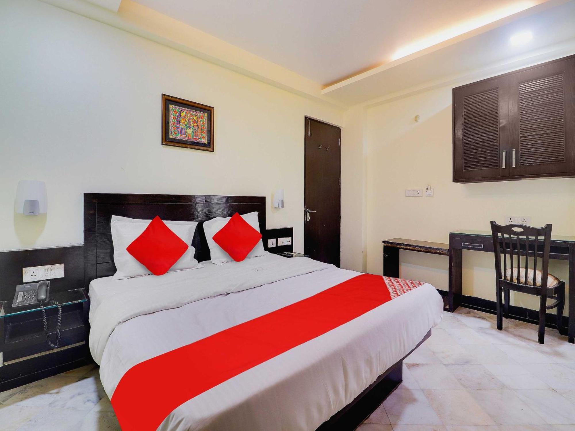 Oyo Flagship Hotel Rudra Palace Agra  Exteriör bild
