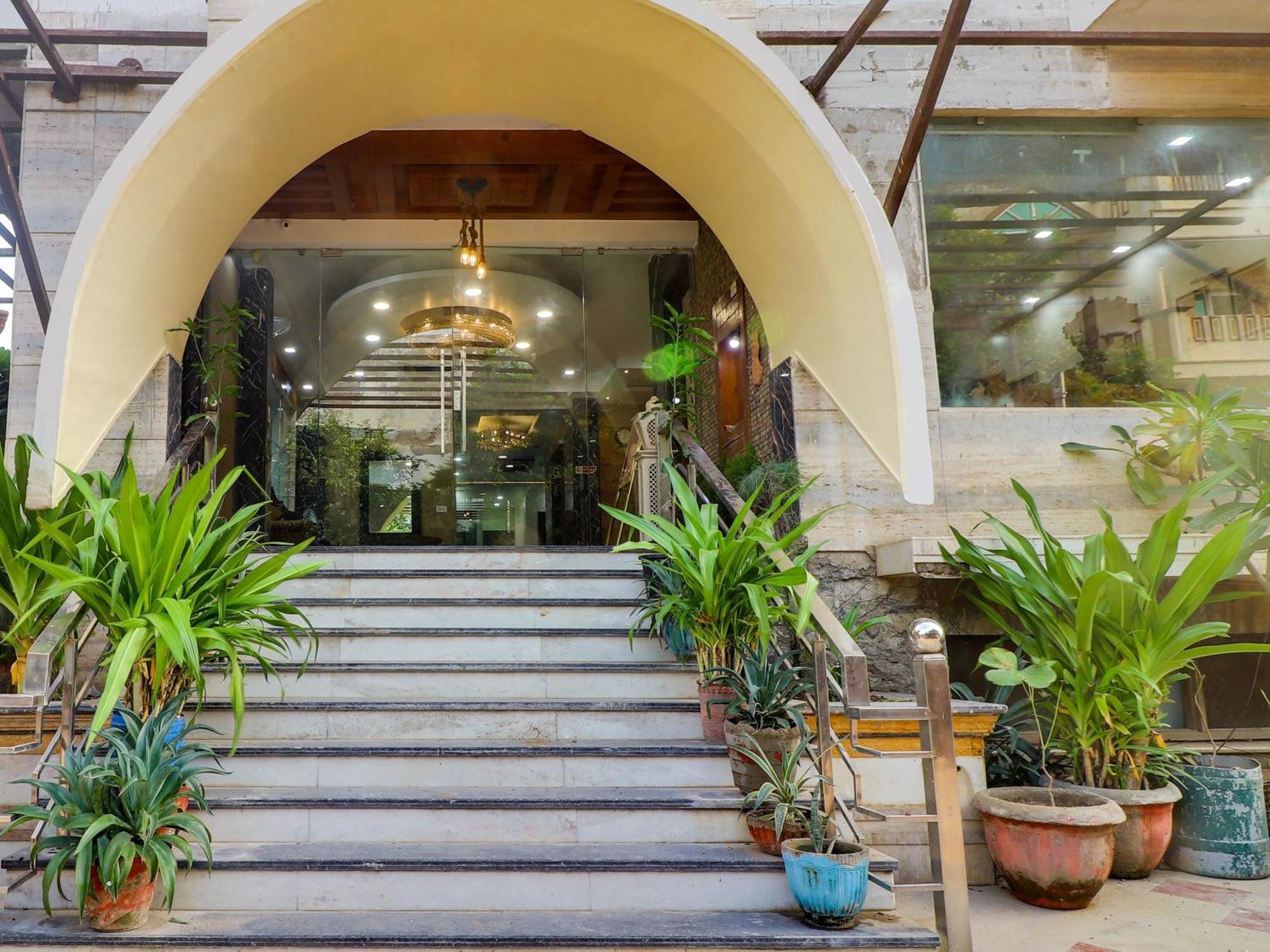 Oyo Flagship Hotel Rudra Palace Agra  Exteriör bild