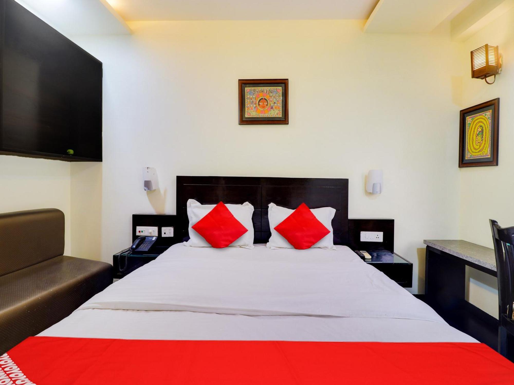 Oyo Flagship Hotel Rudra Palace Agra  Exteriör bild