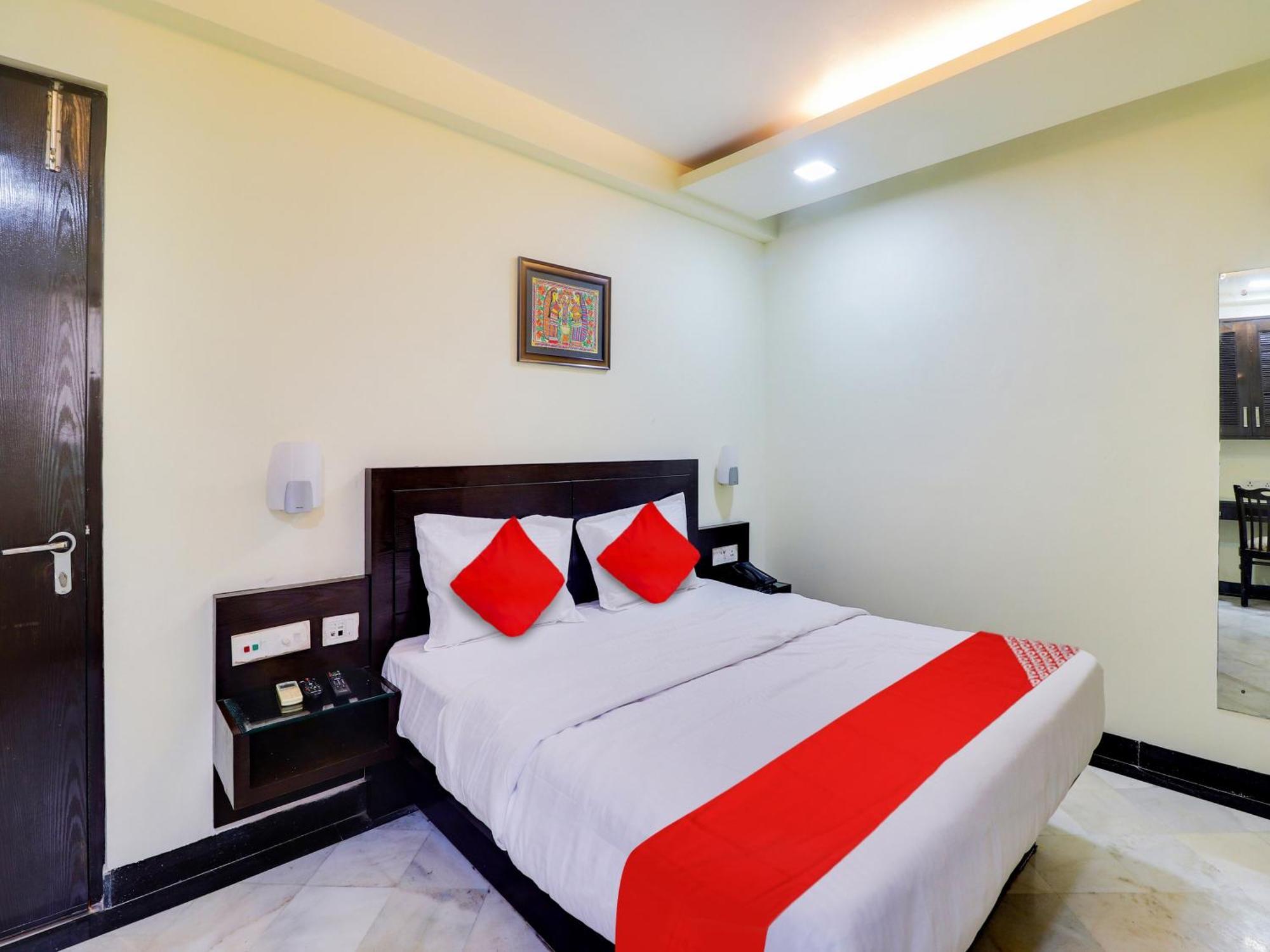 Oyo Flagship Hotel Rudra Palace Agra  Exteriör bild