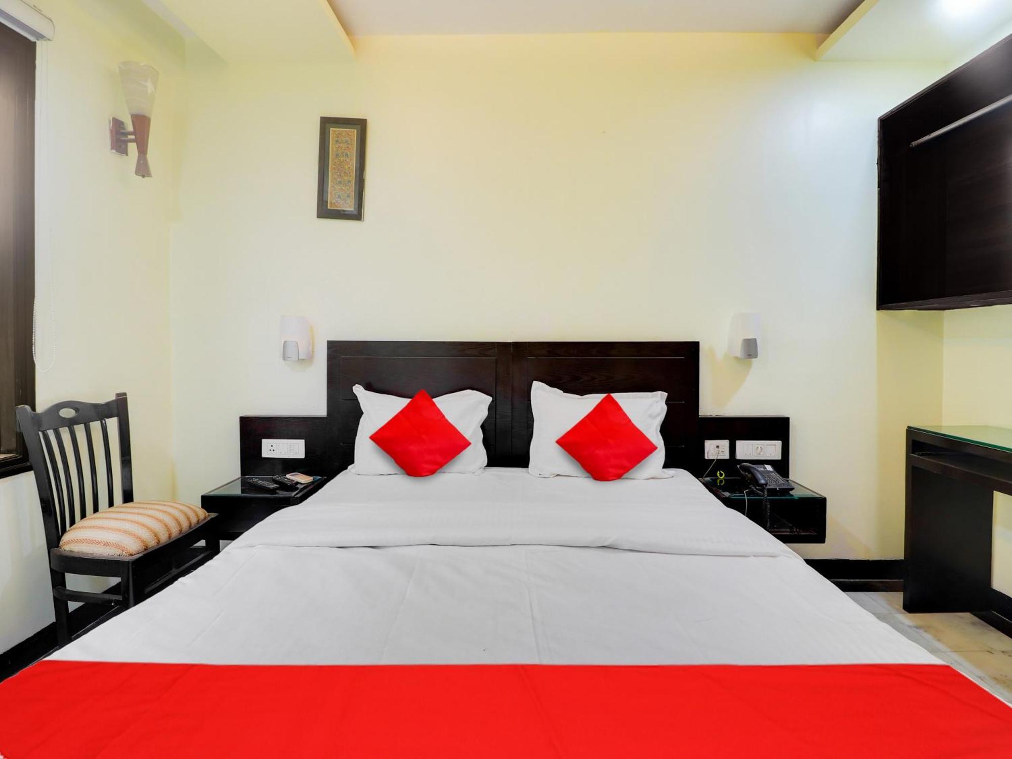 Oyo Flagship Hotel Rudra Palace Agra  Exteriör bild