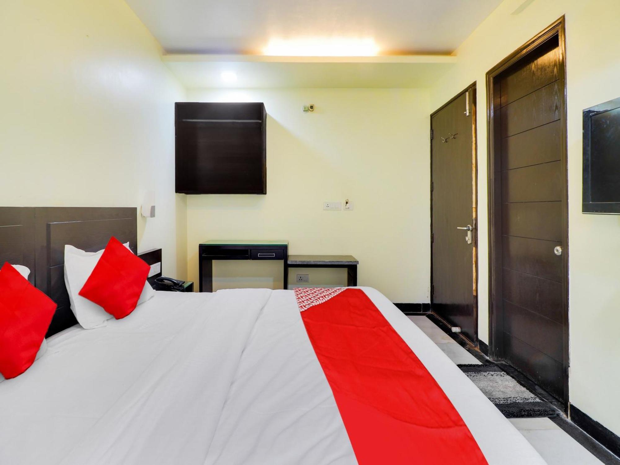 Oyo Flagship Hotel Rudra Palace Agra  Exteriör bild