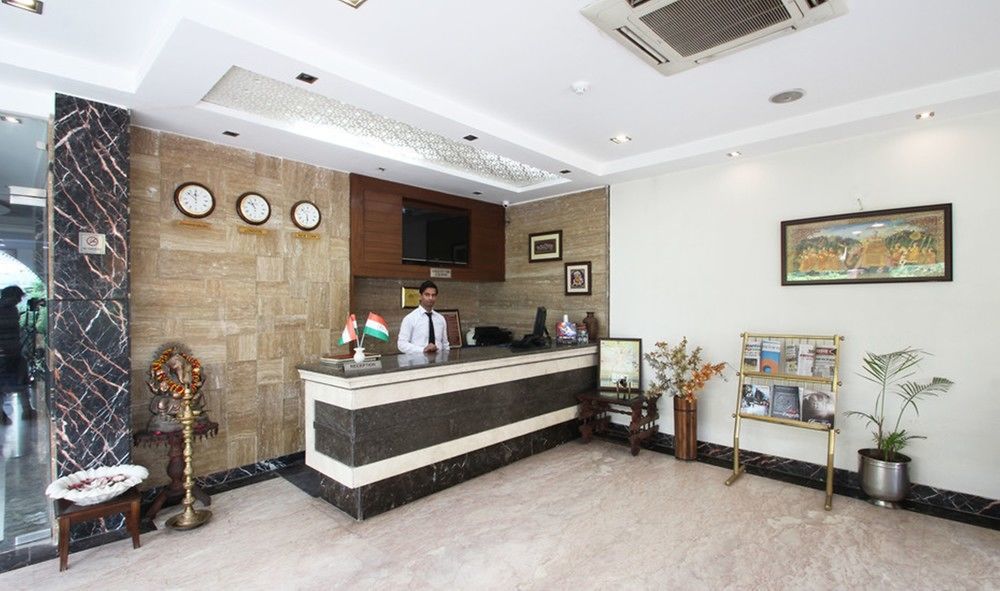 Oyo Flagship Hotel Rudra Palace Agra  Exteriör bild